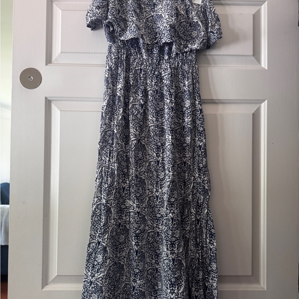 Elegant Blue and White Strapless Dress